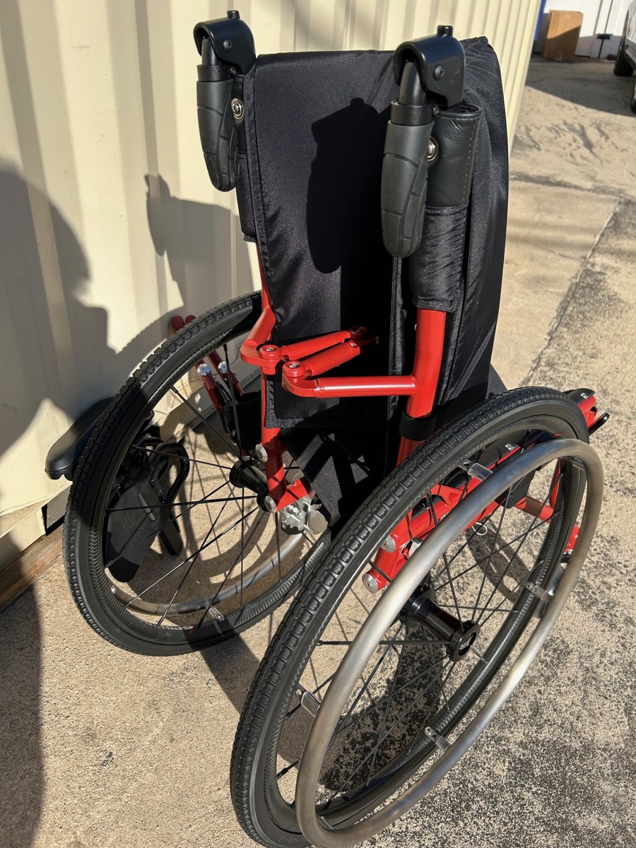 Side-Folding Frame